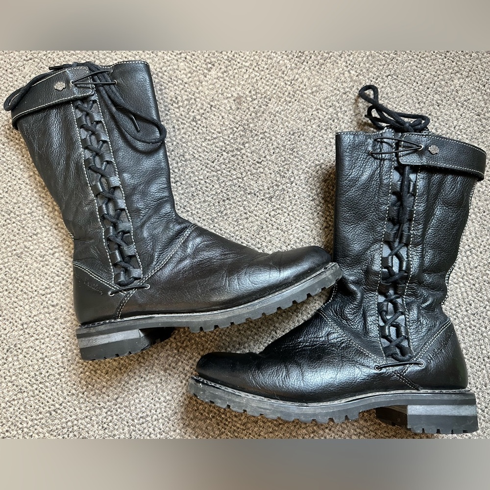 Harley Davidson leather boots. Size 9. Like new!